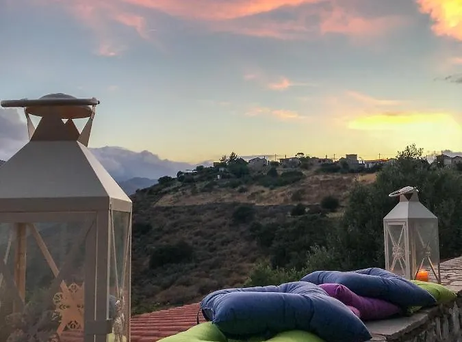 ヴィラ Kalivia House - Entire ギシオ