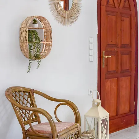 Kalivia House - Entire Villa