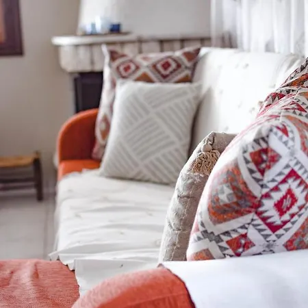 Kalivia House - Entire Gythio